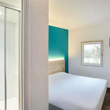 Hotel Hotelf1 Antibes Sophia Antipolis *