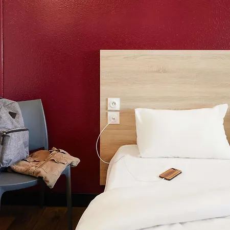 Hotelf1 Antibes Sophia Antipolis *