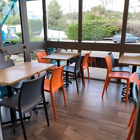 Отель Hotelf1 Antibes Sophia Antipolis