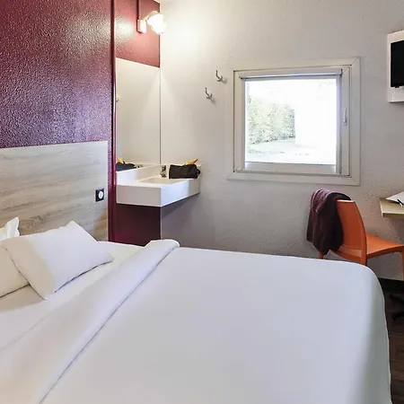 Hotelf1 Antibes Sophia Antipolis * Валлорис