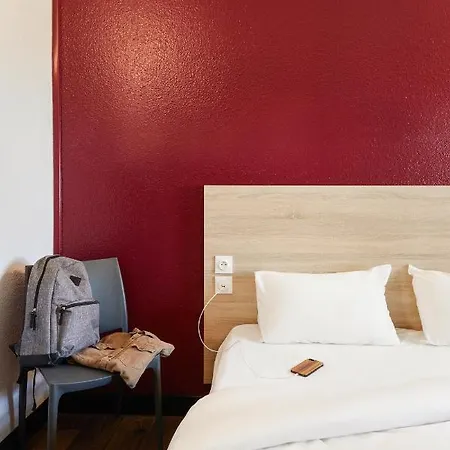 Hotelf1 Antibes Sophia Antipolis Отель Валлорис