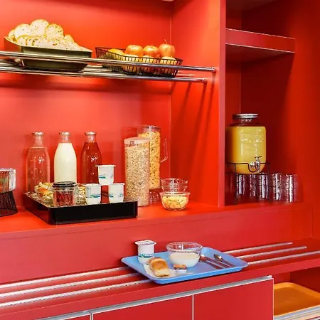 Hotelf1 Antibes Sophia Antipolis *