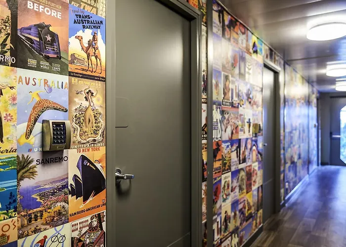 Hotelf1 Antibes Sophia Antipolis 호텔